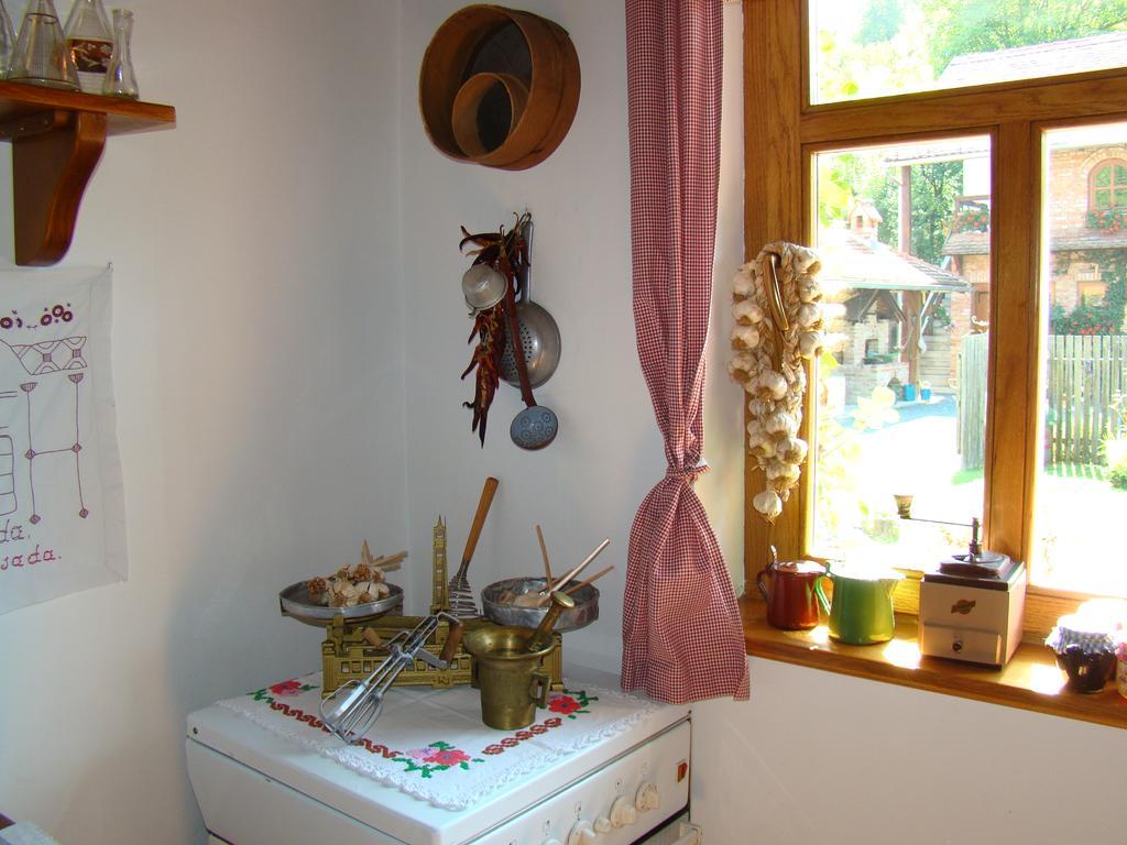 Country House Tunjina Kuca Stara Kapela Guest House Pavlovci Exterior photo